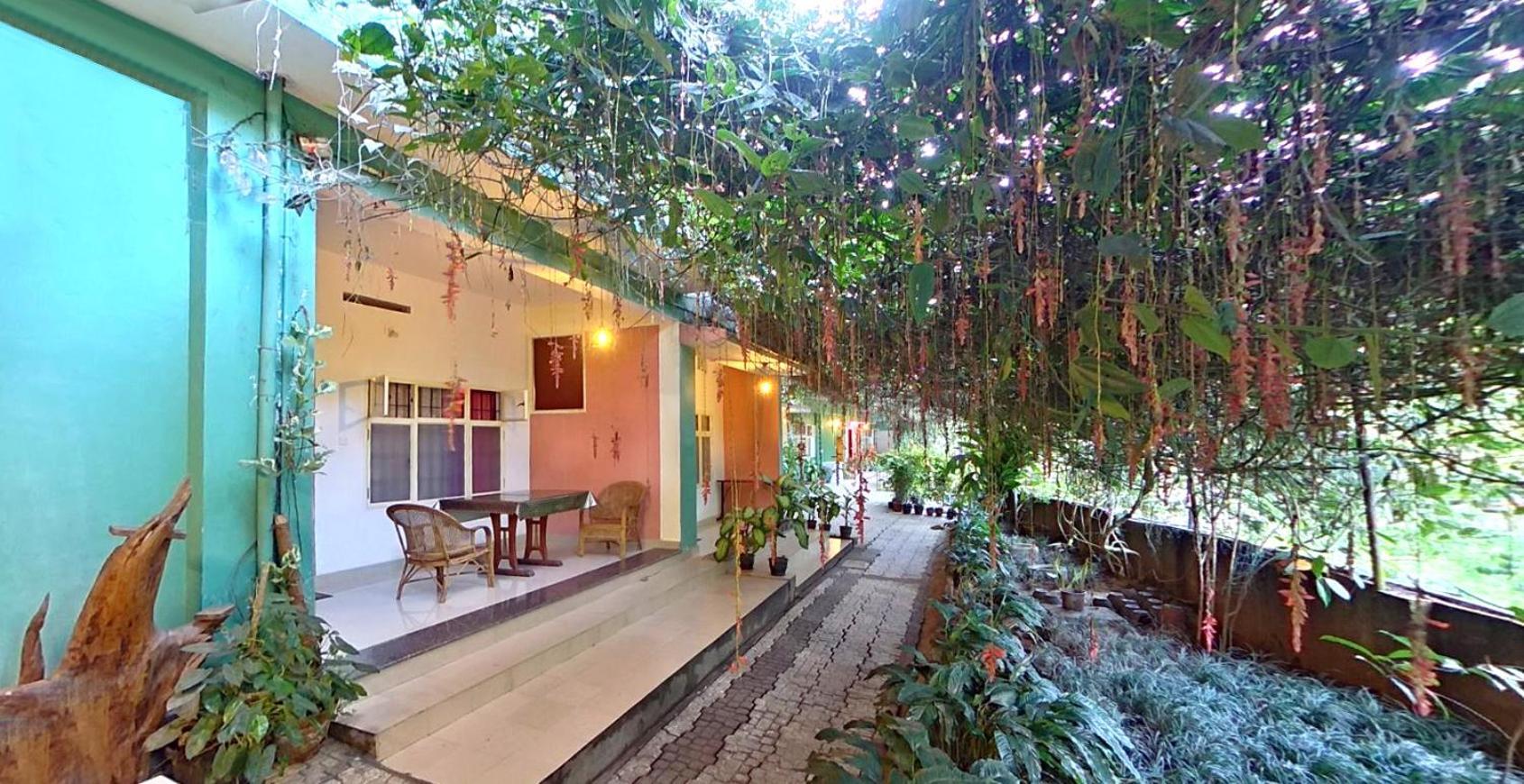 Bed and Breakfast Wayanad Royal Stream à Kalpatta Extérieur photo
