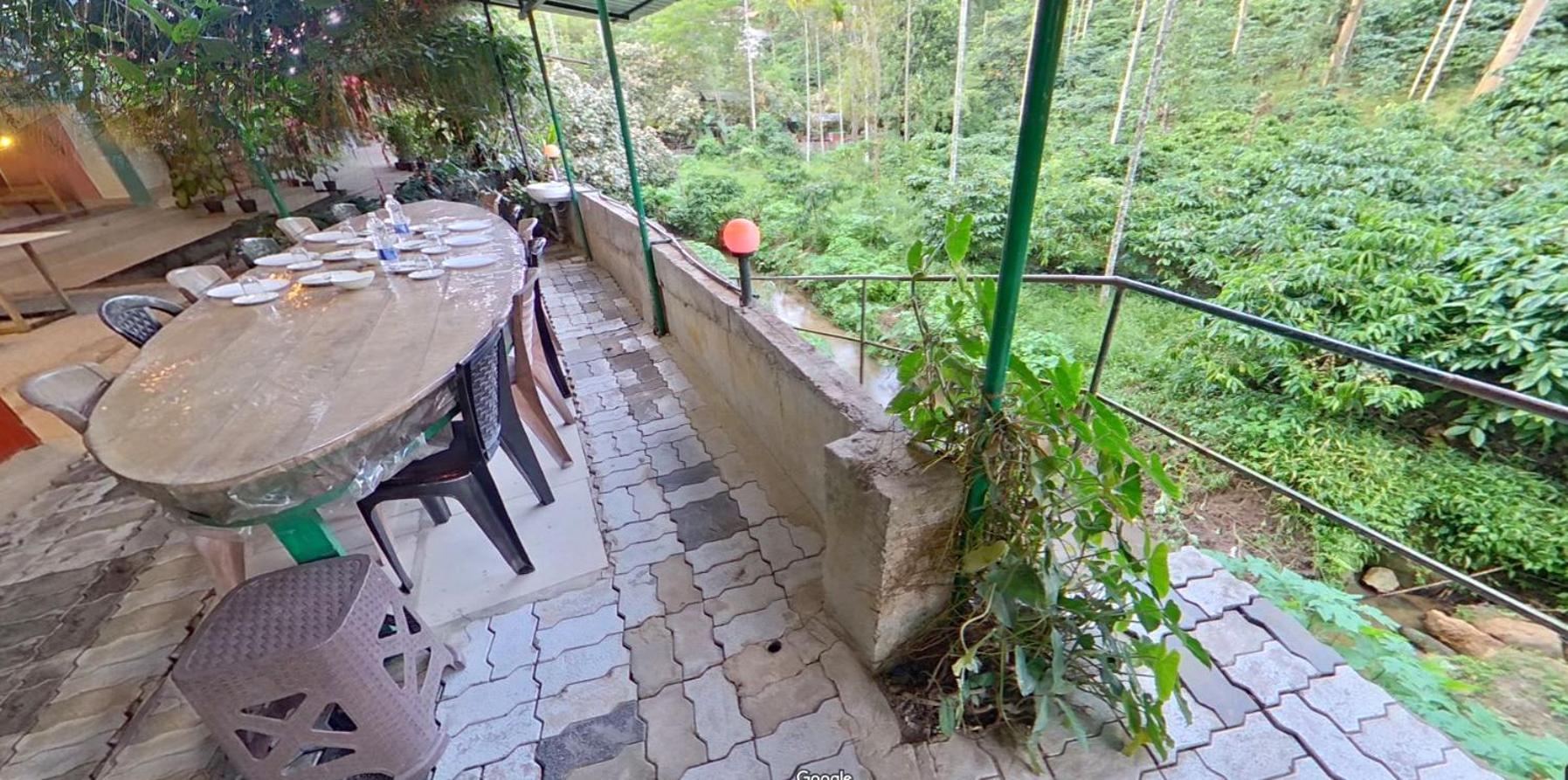 Bed and Breakfast Wayanad Royal Stream à Kalpatta Extérieur photo