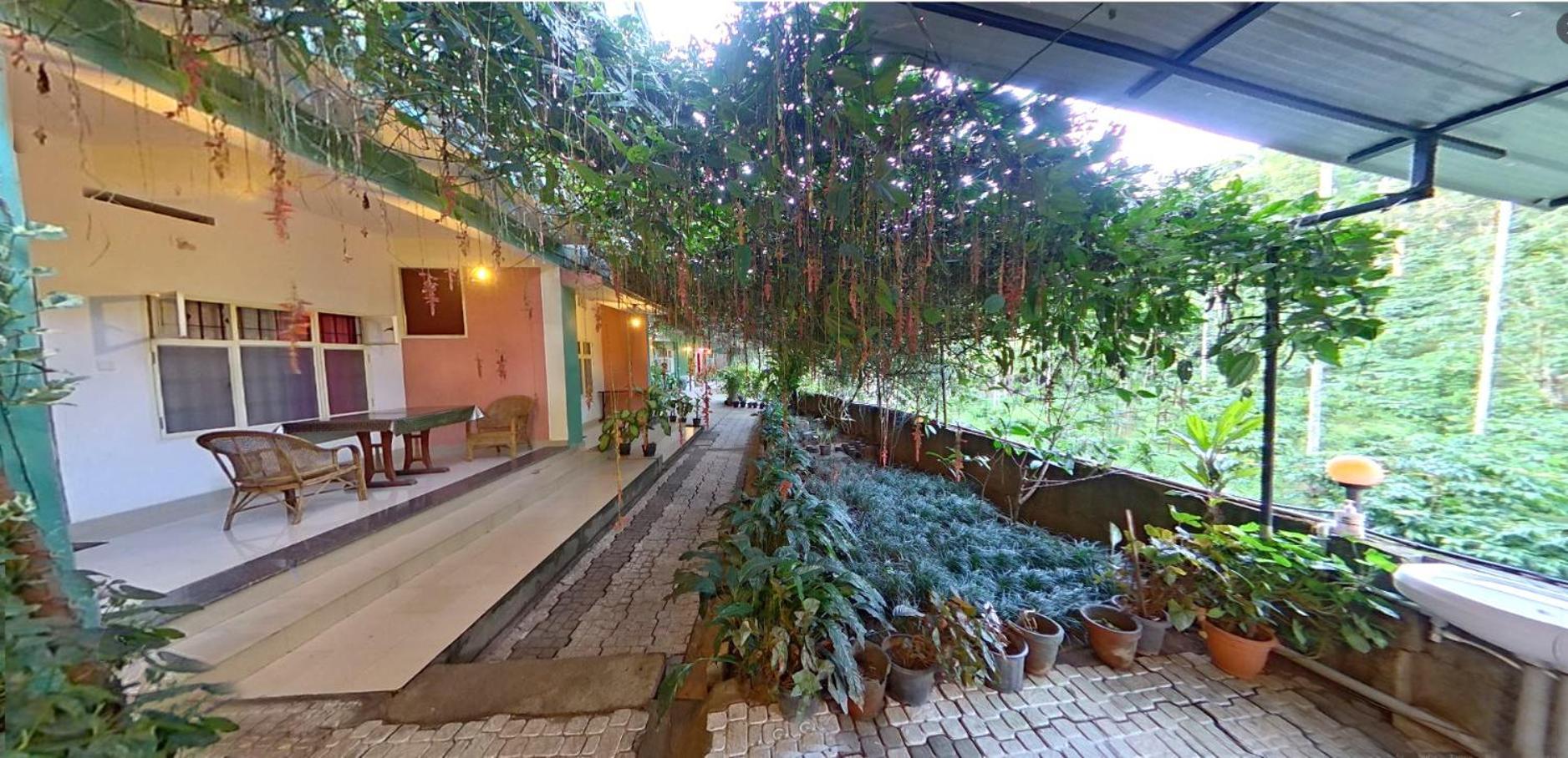 Bed and Breakfast Wayanad Royal Stream à Kalpatta Extérieur photo