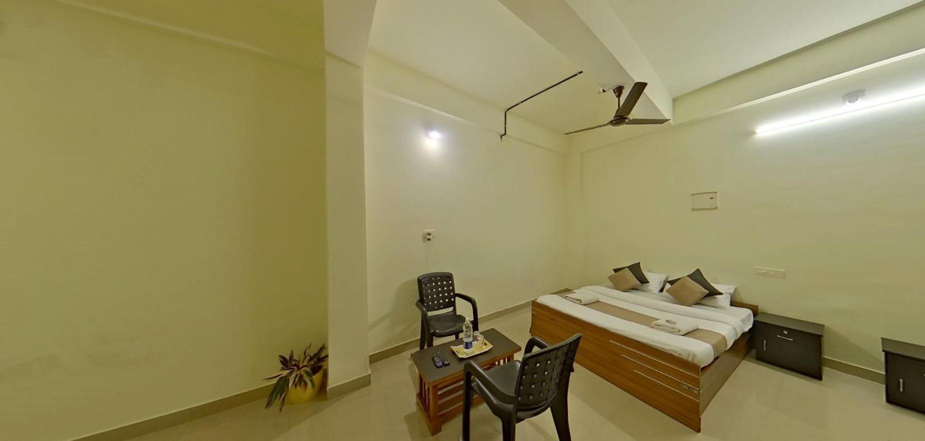 Bed and Breakfast Wayanad Royal Stream à Kalpatta Extérieur photo